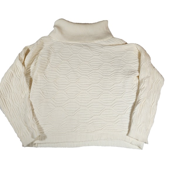 Cyrus Sweaters - Cyrus Cowl Neck Womens M White Sweater